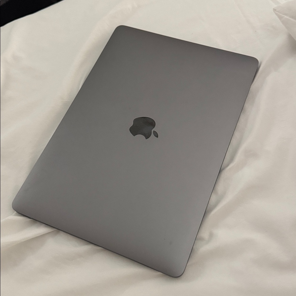 2019 Apple MacBook Pro with touchbar